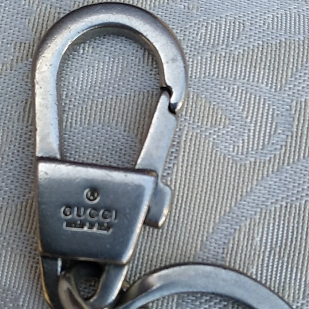 Gucci Keychain - Picture 3 of 9
